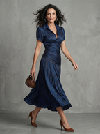 Theodora | Sukienka midi z plisowanym pasem i paskami