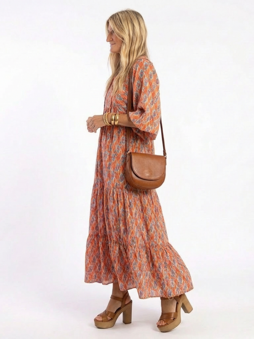 Amara | Sukienka midi z geometrycznym nadrukiem i dekoltem w serek