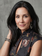 Greta | Sukienka Midi z Kwiatowym Wzorem i Pleceniem przy Wysokim Dekolcie