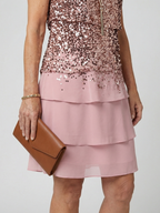 Nina | Sukienka do kolan z warstwowym dołem