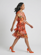 Evania | Sukienka długości do kolan w kropki