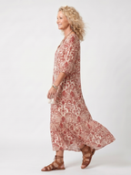 Noelle | Sukienka midi z ozdobnym nadrukiem i frędzlami