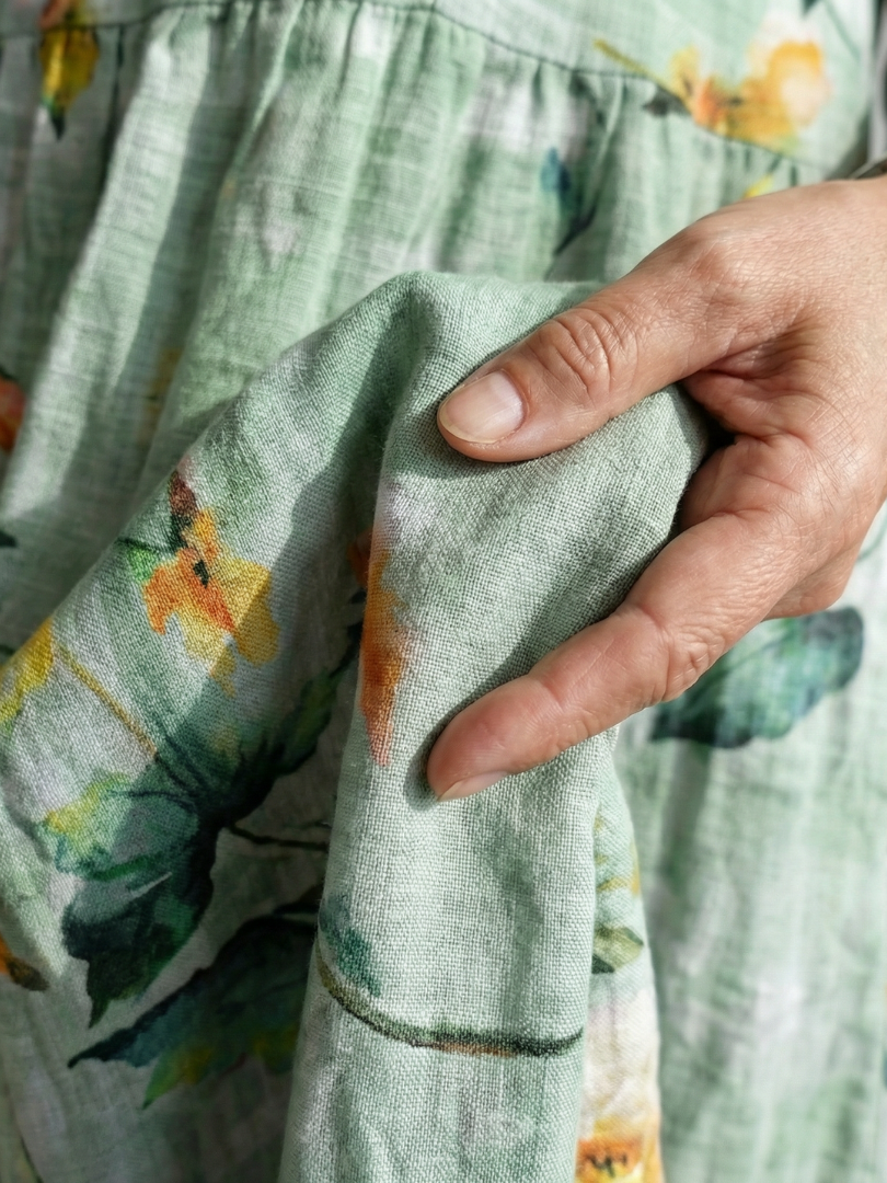 Reid | Sukienka Midi z Delikatnym Trzymaniem