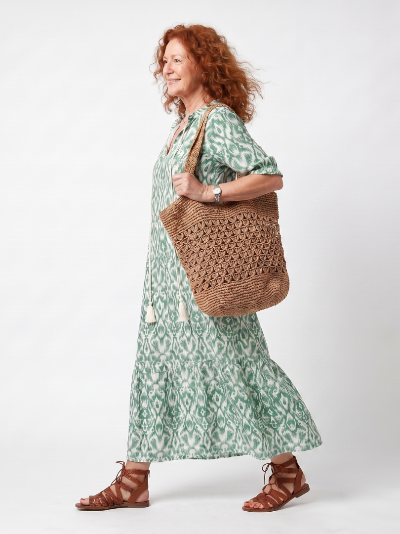 Ilara | Sukienka Midi z Dekoltem w Serek i Frędzlami