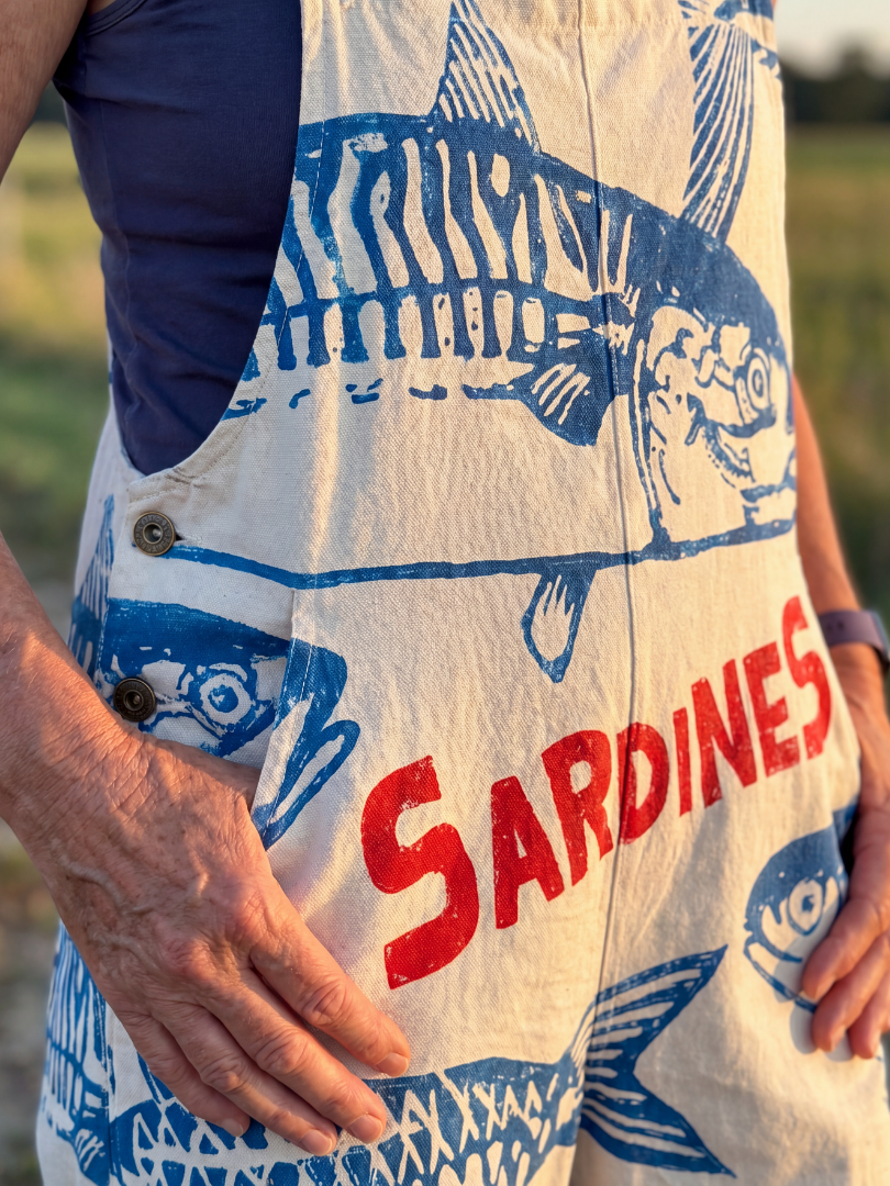 Zuri | Kombinezon z motywem ryb