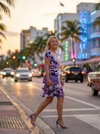 Zaya | Sukienka do kolan z lekkim kwiatowym wzorem