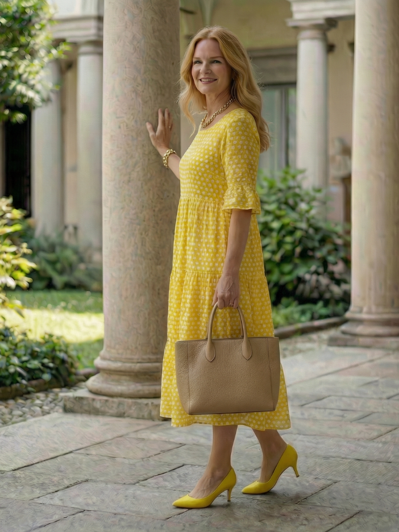 Arlo | Sukienka midi w groszki z falbanami, krótki rękaw