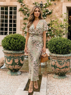 Coralie | Sukienka midi z abstrakcyjnym wzorem i dekoltem w serek