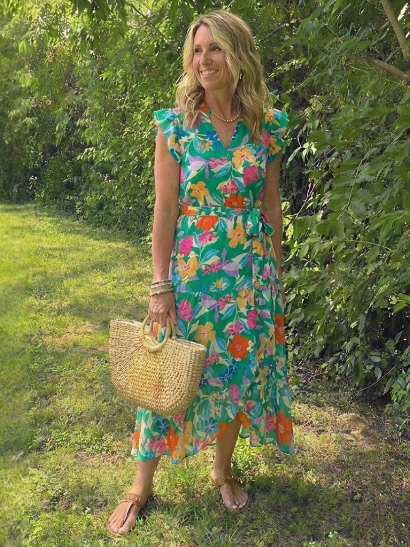 Lila | Kwiatowa sukienka midi z dekoltem w serek