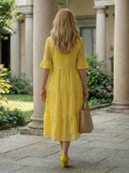 Arlo | Sukienka midi w groszki z falbanami, krótki rękaw