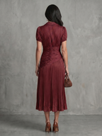 Theodora | Sukienka midi z plisowanym pasem i paskami