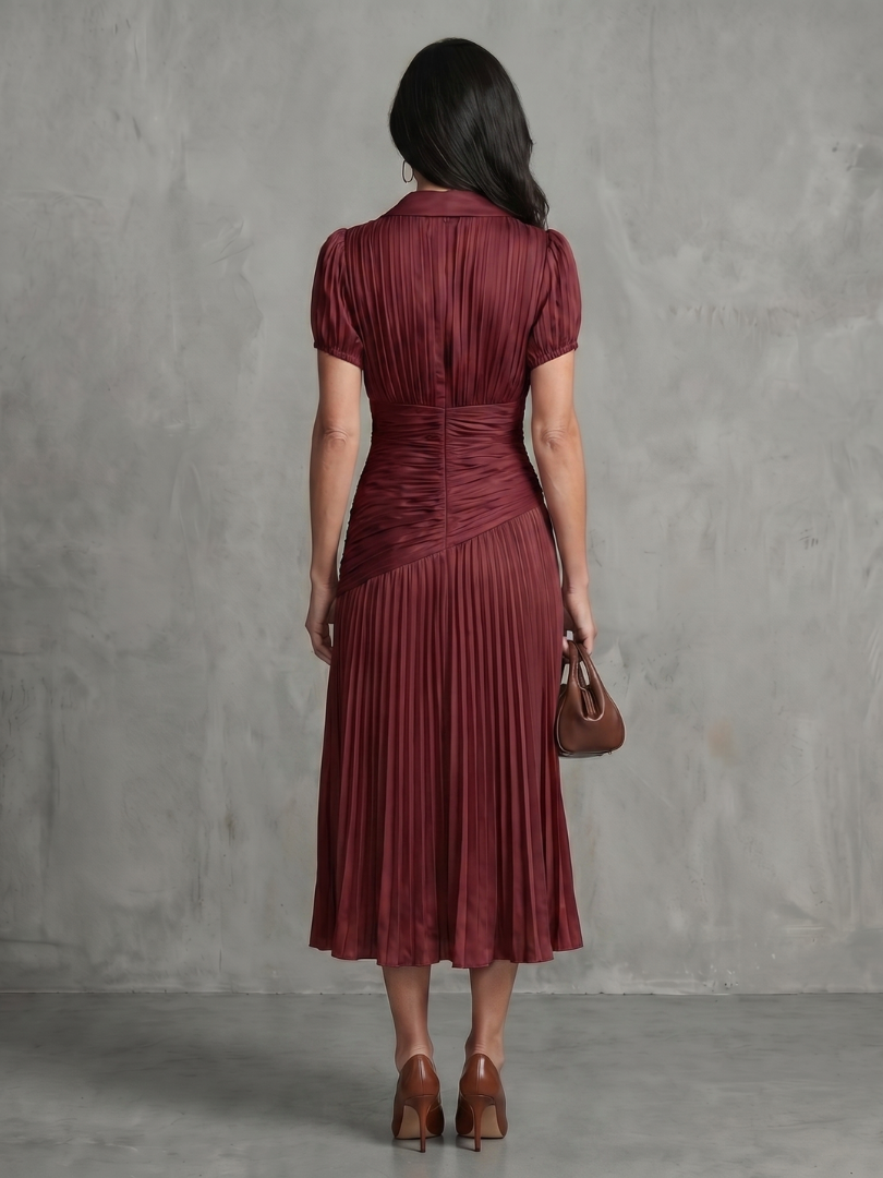 Theodora | Sukienka midi z plisowanym pasem i paskami