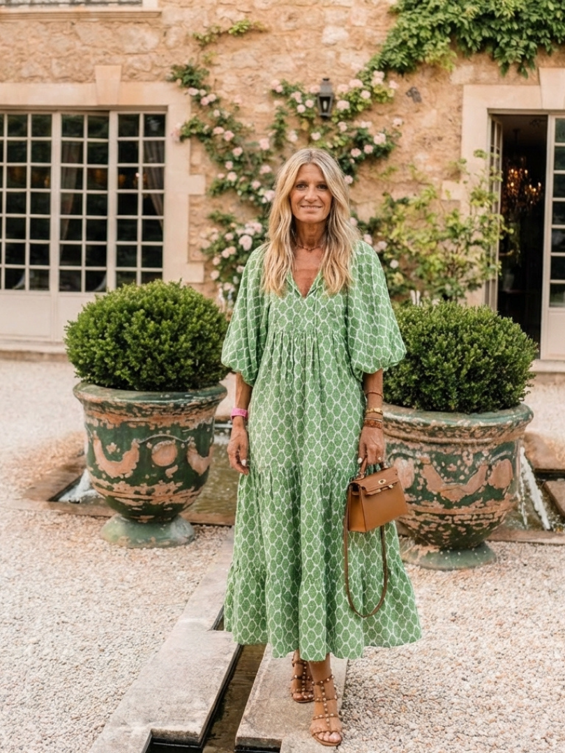 Apolline | Sukienka midi z dekoltem w serek i rękawami 3/4