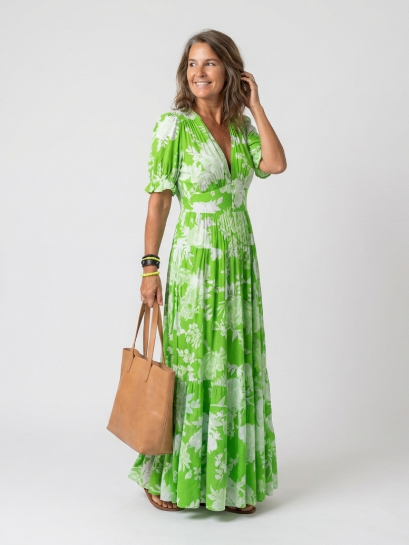 Ione | Sukienka midi z krótkim rękawem i dekoltem w serek w kwiaty