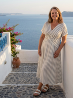 Cressida | Sukienka midi z dekoltem w serek i krótkim rękawem