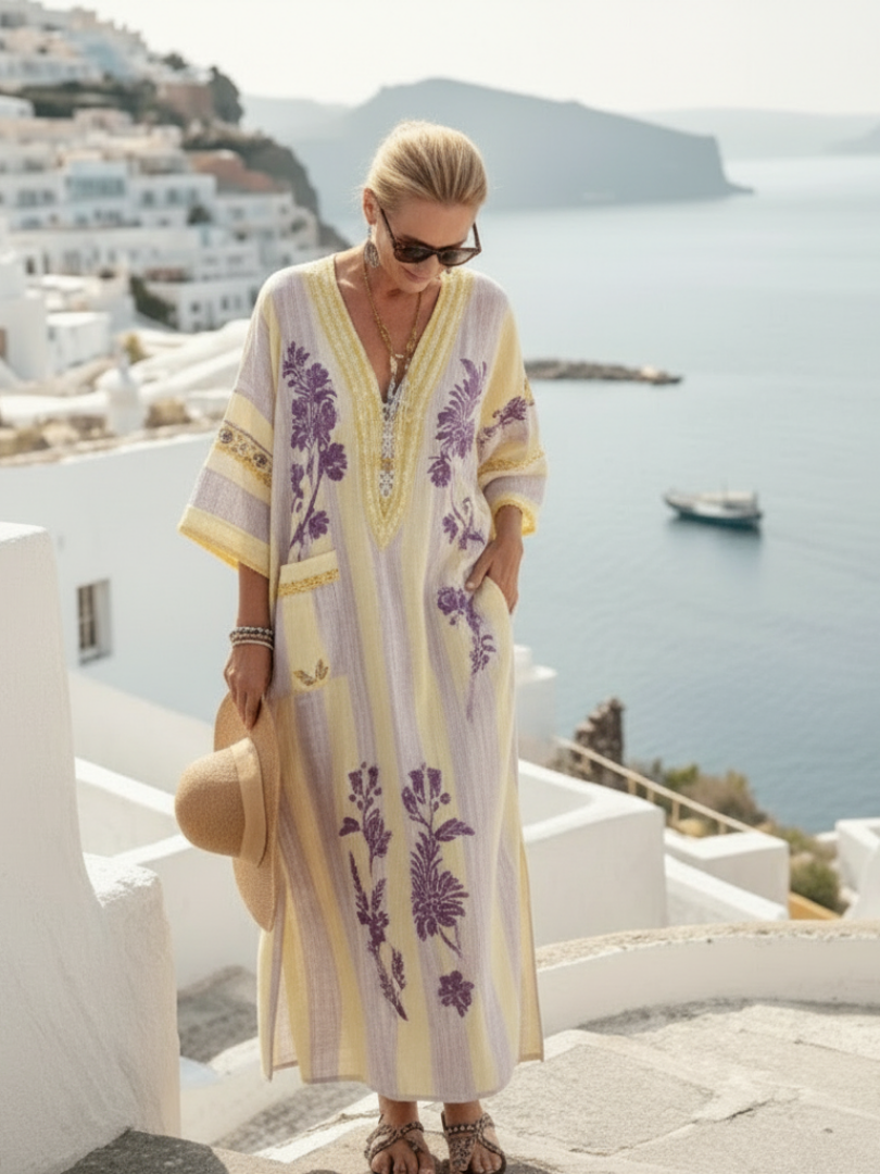 Aurelia | Sukienka maxi w paski z kwiatowym wzorem i dekoltem w serek, z półrękawem